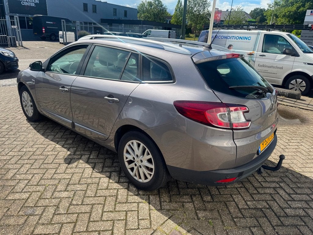 Renault Mégane Estate 1.5 dCi Bose Airco, Camera, Auto's, Renault, Voorwielaandrijving, Euro 5, Gebruikt, 4 cilinders