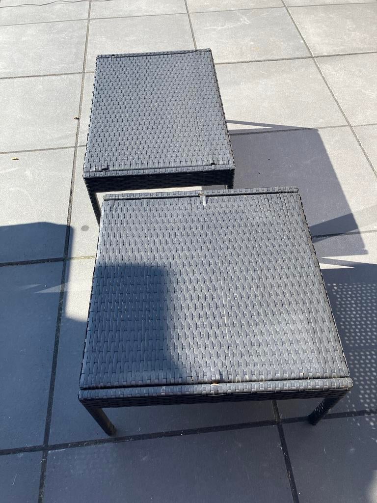 Compact bankje en tafeltje voor tuin of balkon, Tuin en Terras, Tuinsets en Loungesets, Gebruikt, Wicker, Ophalen, 2 zitplaatsen