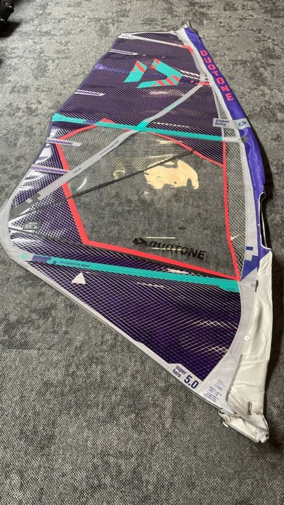 Duotone Super Hero 5.0 2025 (Showroom Model), Niet ingevuld, Niet ingevuld, Niet ingevuld