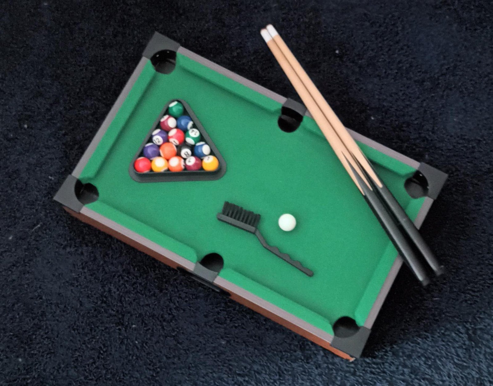 Mini Pooltafel met complete set accessoires, Een of twee spelers, Ophalen, Zo goed als nieuw