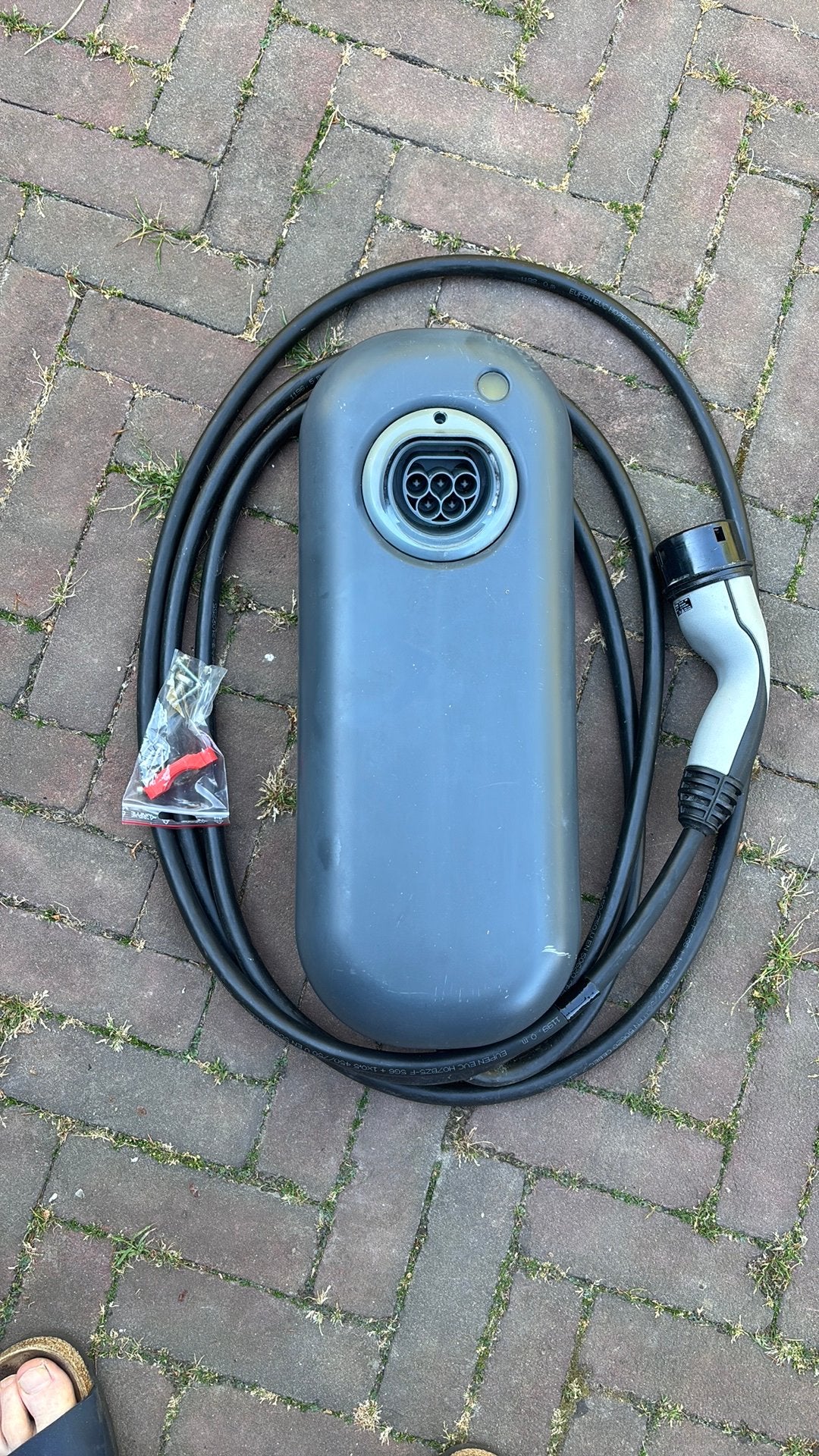 New Motion 2 lader (zonder paal) met 5m kabel, Ophalen, Gebruikt, Laadpaal en Laadkabel