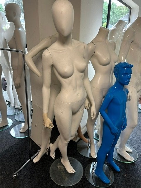 etalagepop paspop etalagefiguur mannequin €45,-  WEG = WEG, ., Nieuw, Ophalen of Verzenden, .