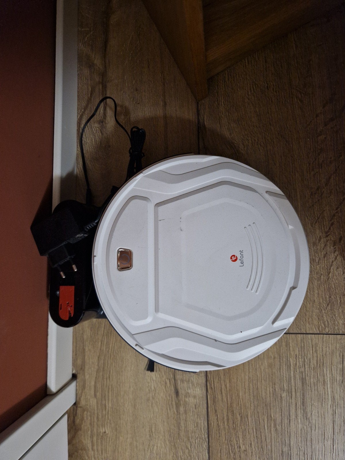Lefant robotstofzuiger met laadstation (batterij vervangen), Witgoed en Apparatuur, Ophalen, Overige merken, Gebruikt, Oplaadstation