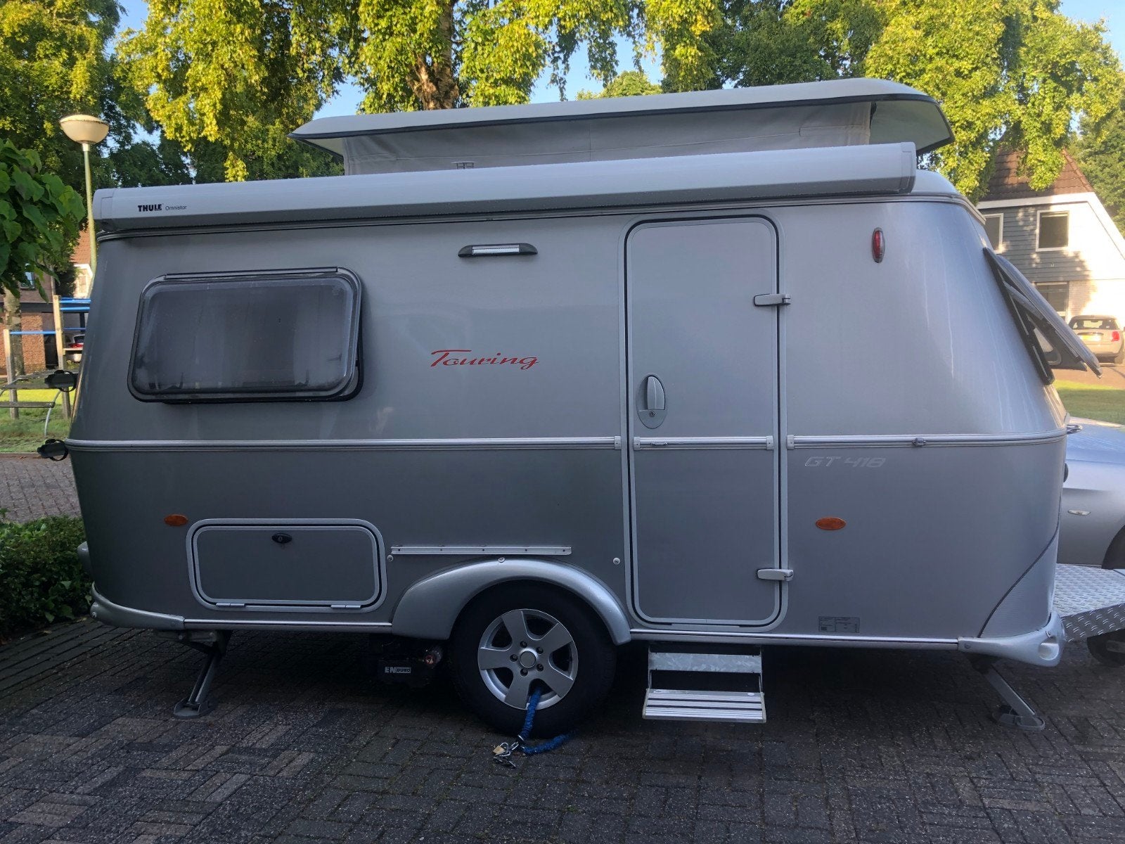 Eriba Touring GT 418 Caravan met Mover en Fietsenrek, Schokbreker, Omvormbare zithoek, Kleine zit, Particulier