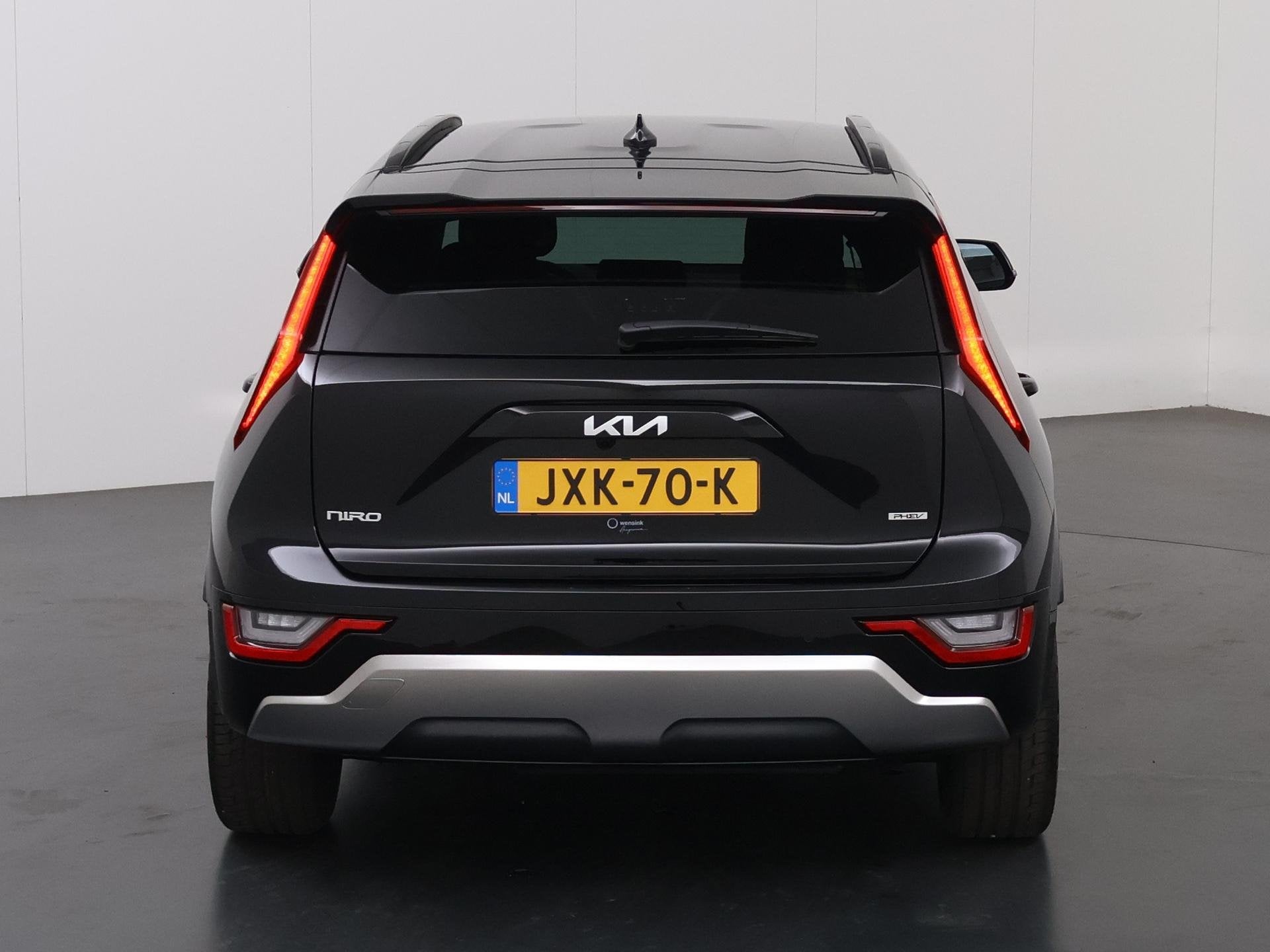 Foto 4 van Kia Niro 1.6 GDi PHEV DynamicPlusLine Edition | 18” lichtm