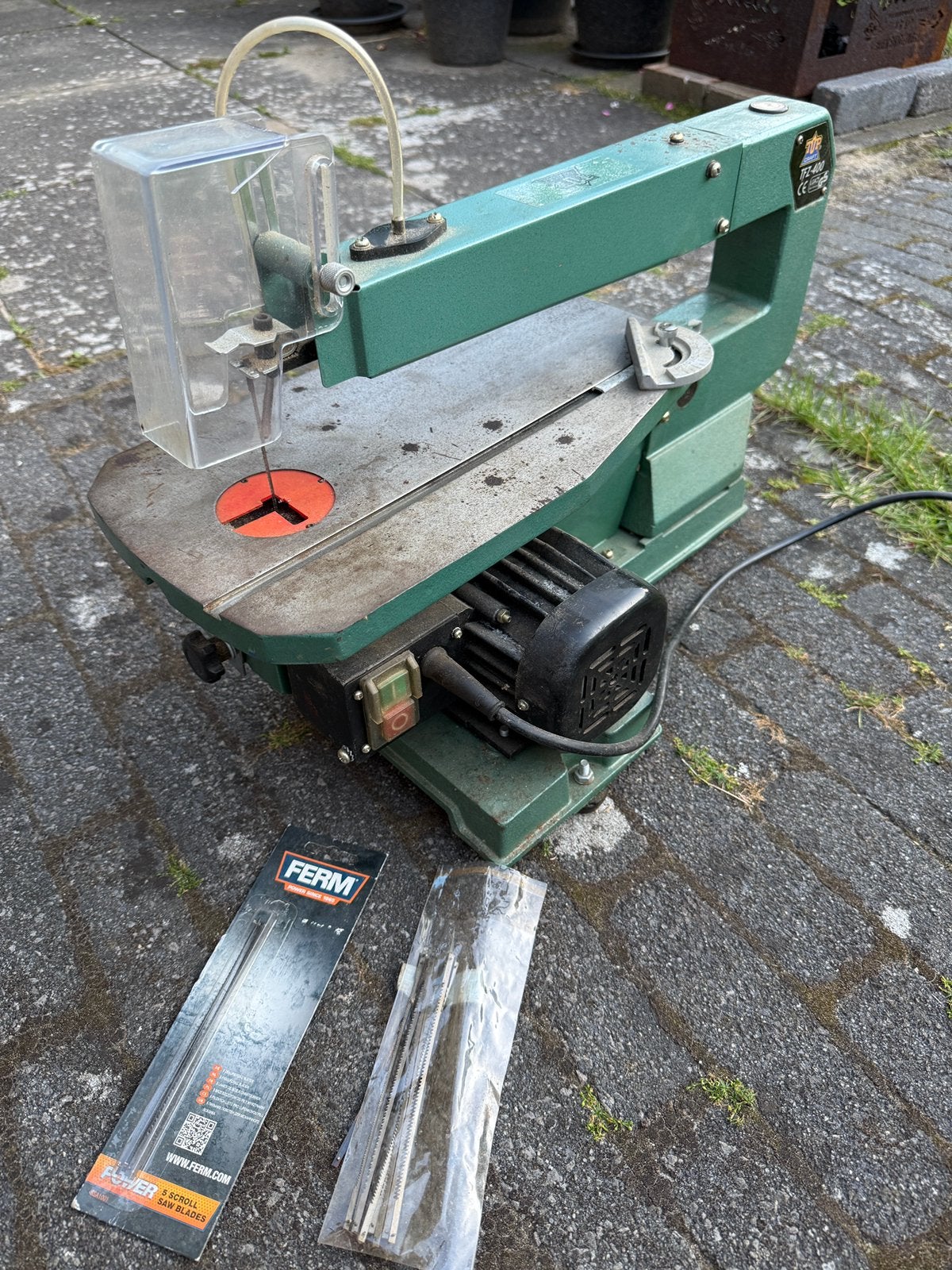 Elektrische figuurzaag met extra zaagjes, Ophalen, Gebruikt, Figuurzaag