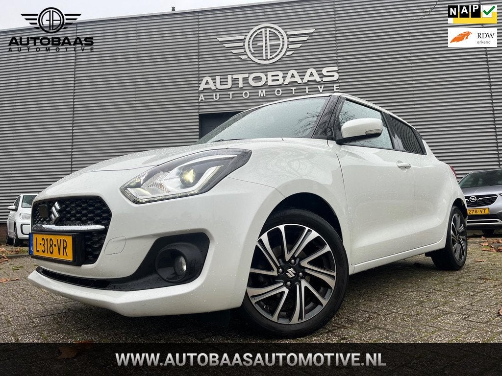 Suzuki Swift 1.2 Style Smart Hybrid AUTOMAAT *APK 08-2027* N, 83 pk, Gebruikt, 4 cilinders, 400 kg