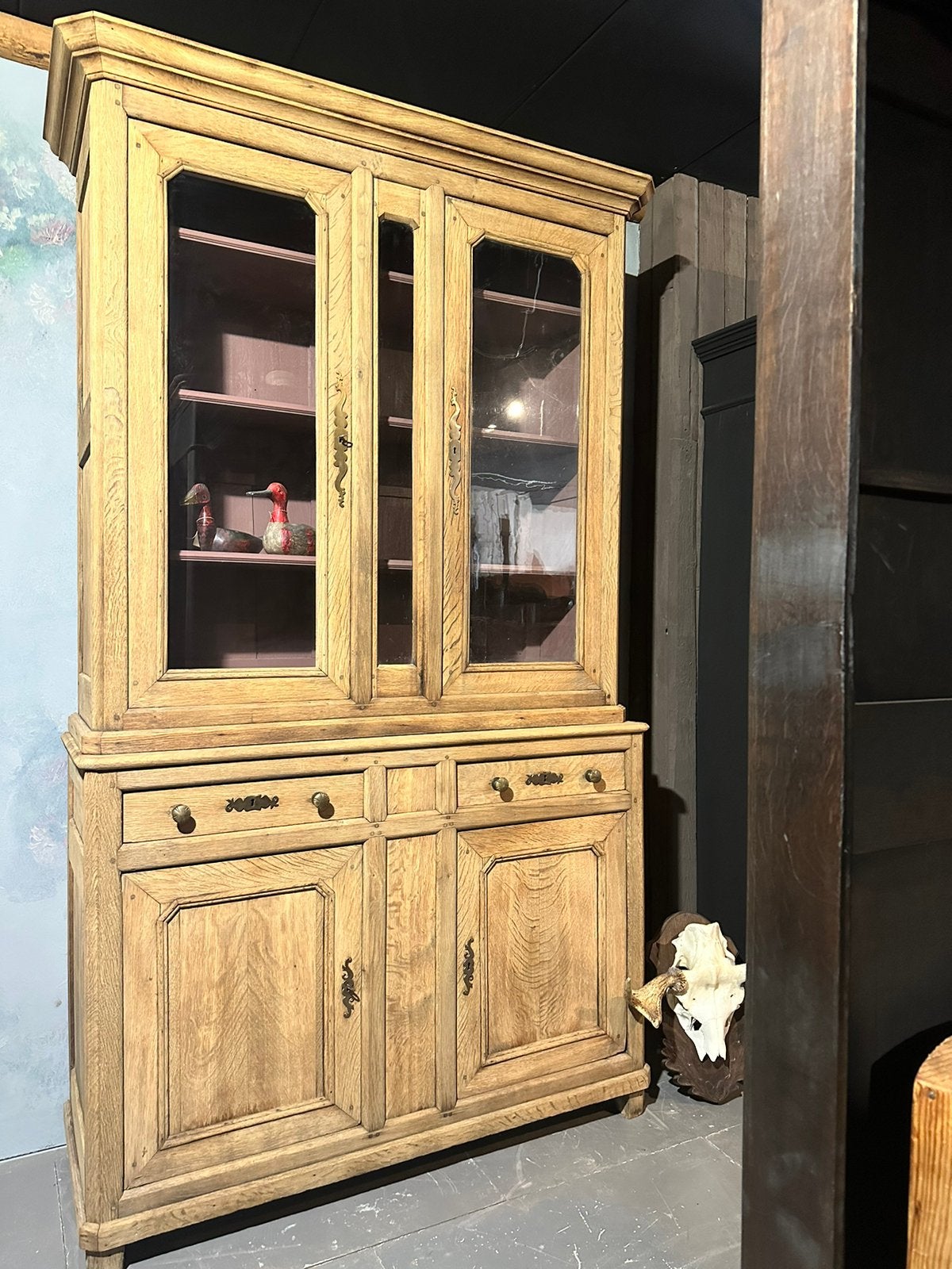 "HENDRICKX "  Eiken Vitrine Kast., Ophalen