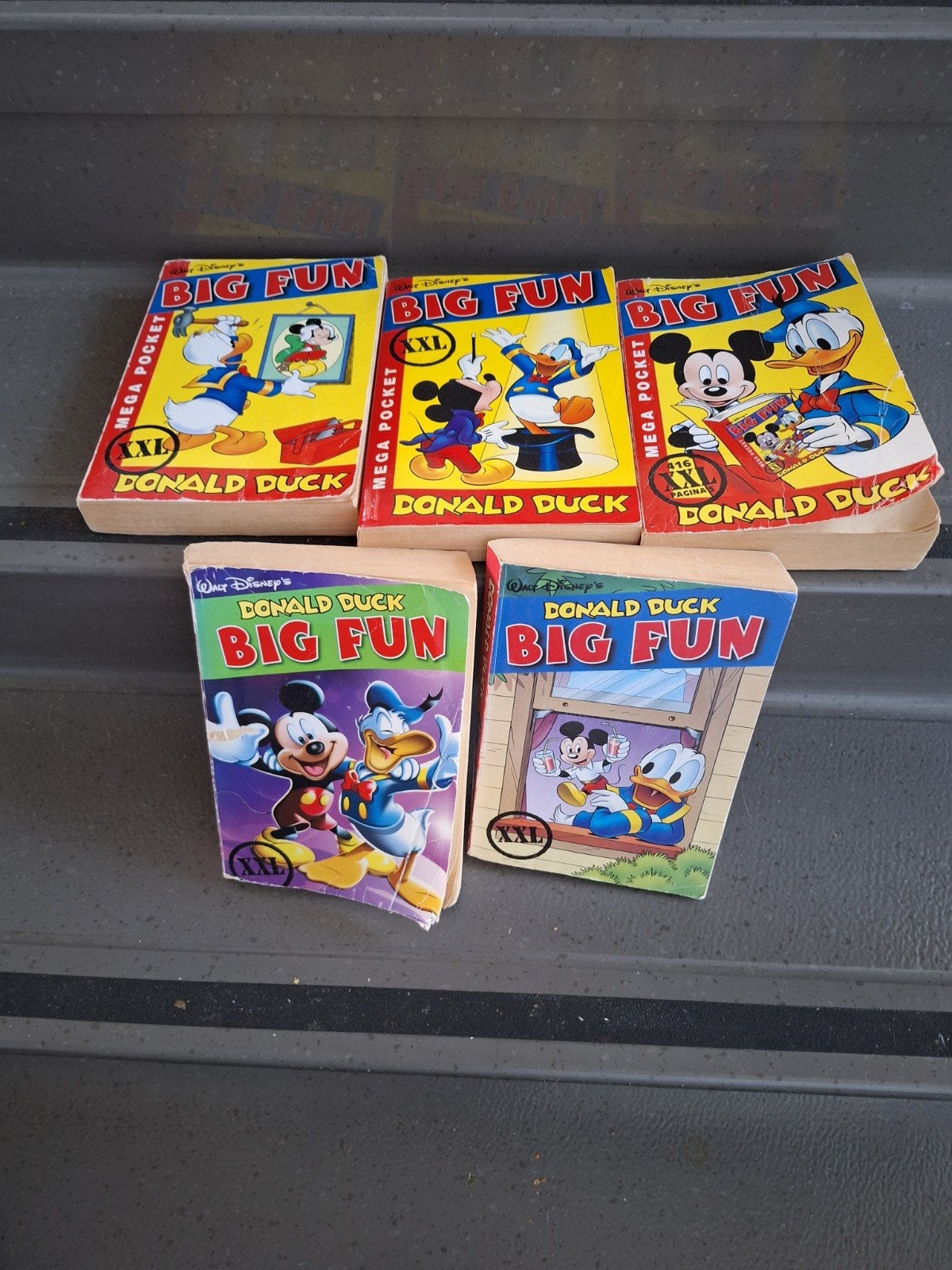 5x Donald Duck Big Fun XXL Mega Pocket Stripboeken, Boeken, Meerdere stripboeken, Ophalen of Verzenden, Gelezen, Walt Disney