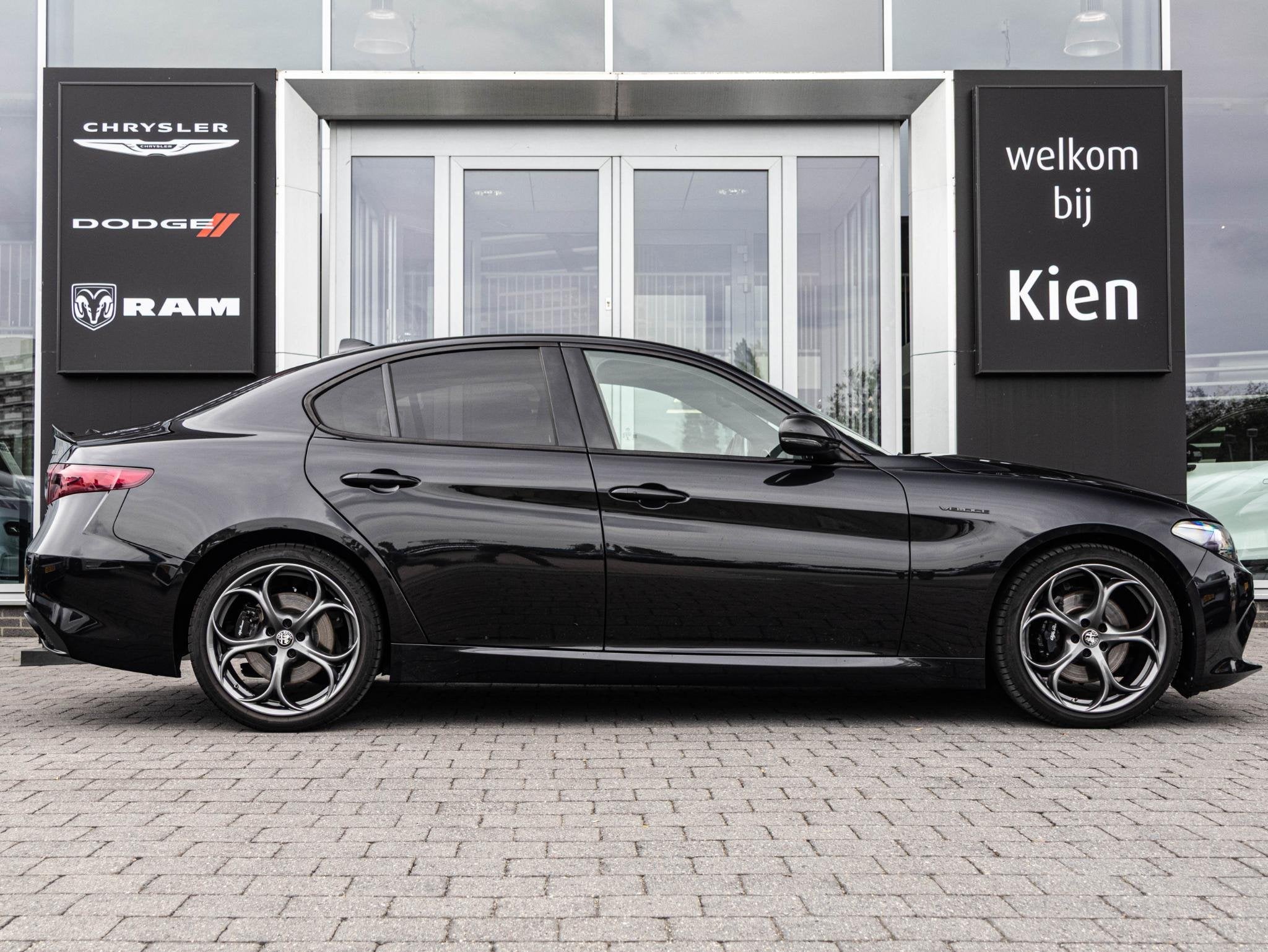 Alfa Romeo Giulia 2.0 T Veloce | 19" | Leer | ACC | Memory S, Automaat, 745 kg, Achterwielaandrijving, Euro 6