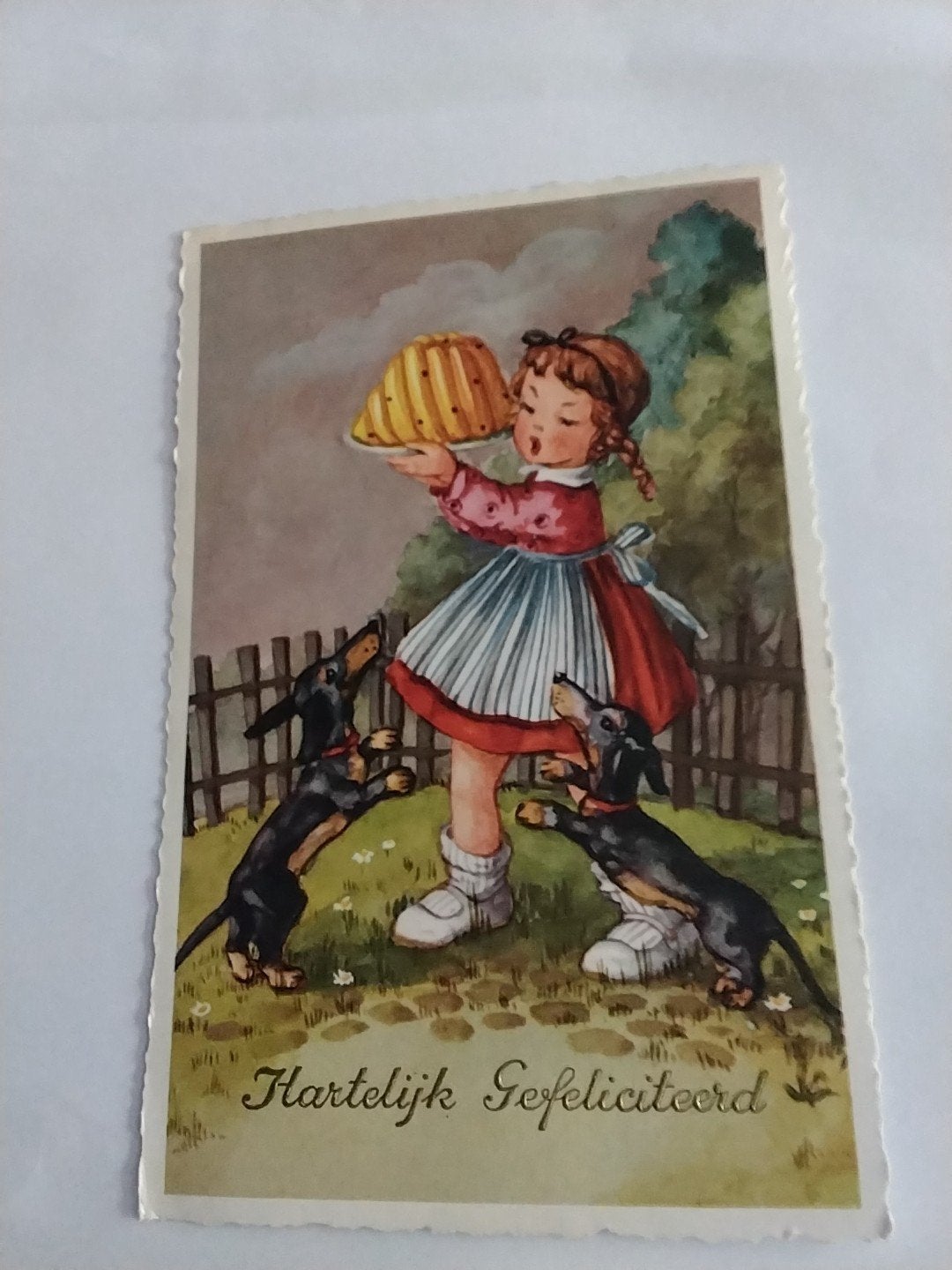 Vintage Ansichtkaart: Meisje met Pudding en Teckels 1959, Verzamelen, Ophalen of Verzenden, 1940 tot 1960