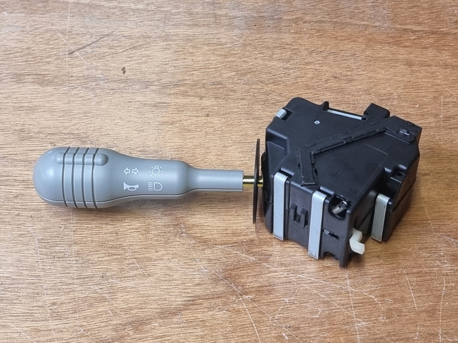 Nieuwe knipperlichtschakelaar Renault Twingo 1, Ophalen of Verzenden, Nieuw, Renault