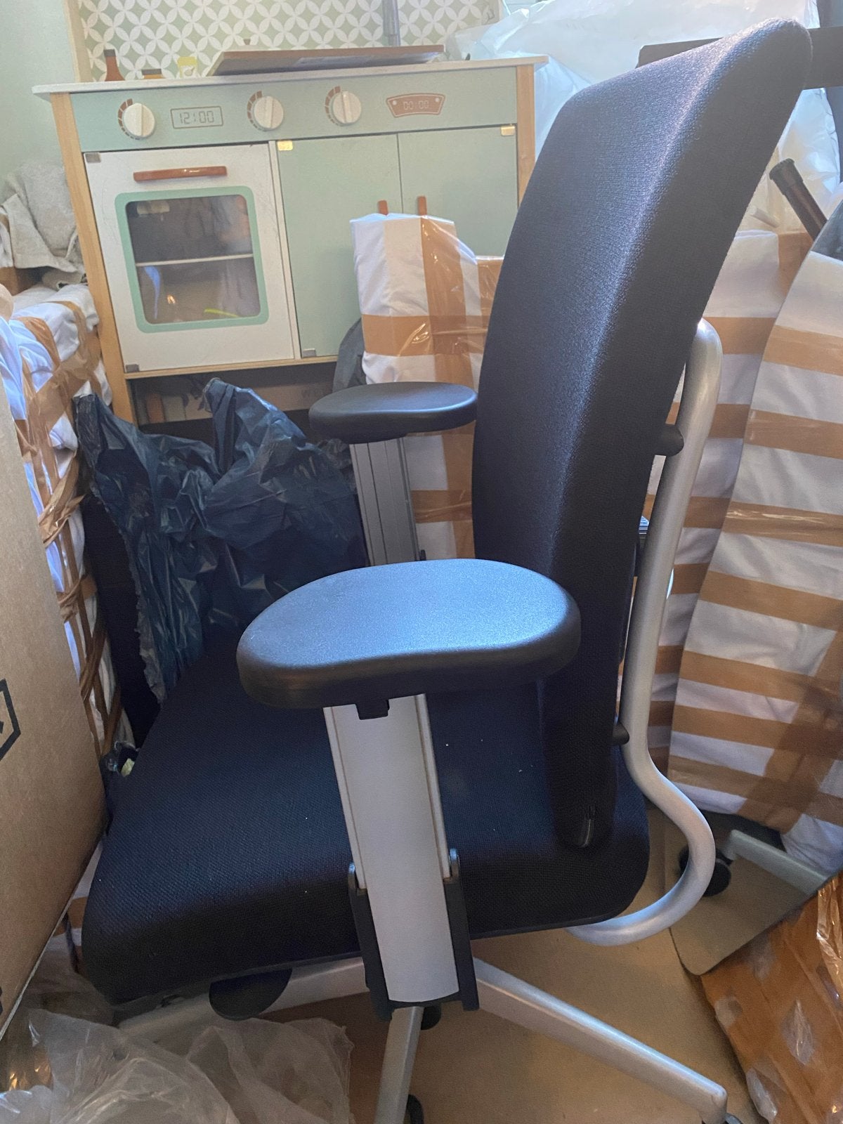 Zwarte Bureaustoel - Comfortabel en Ergonomisch, Ophalen, Zwart, Zo goed als nieuw, Bureaustoel