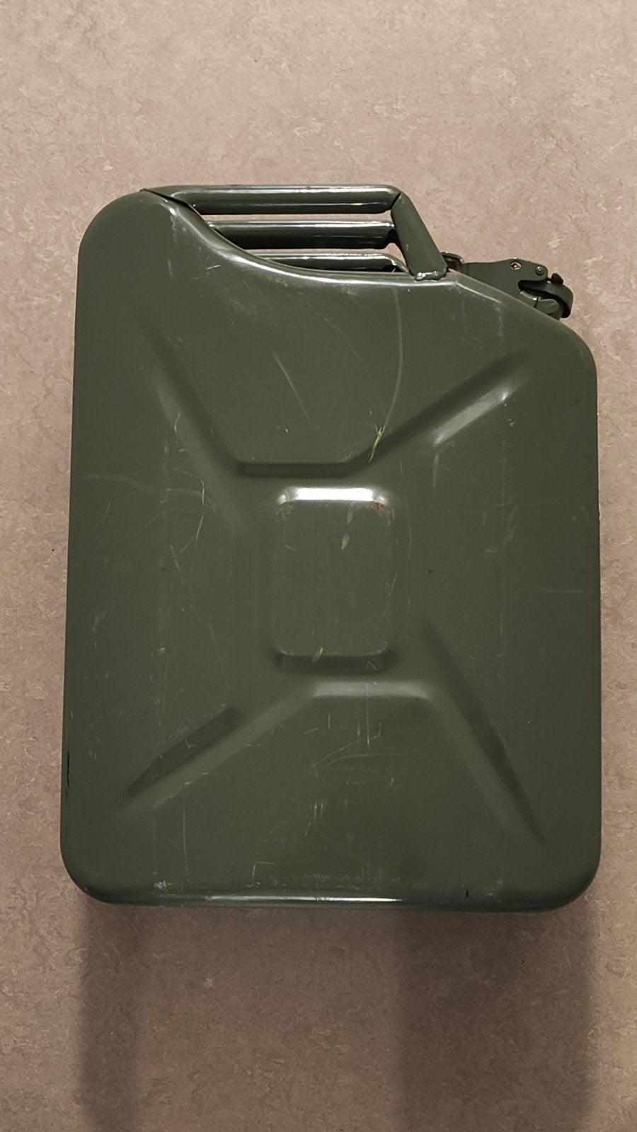 Jerrycan 20 liter staal - gebruikt voor benzine, Ophalen, Gebruikt