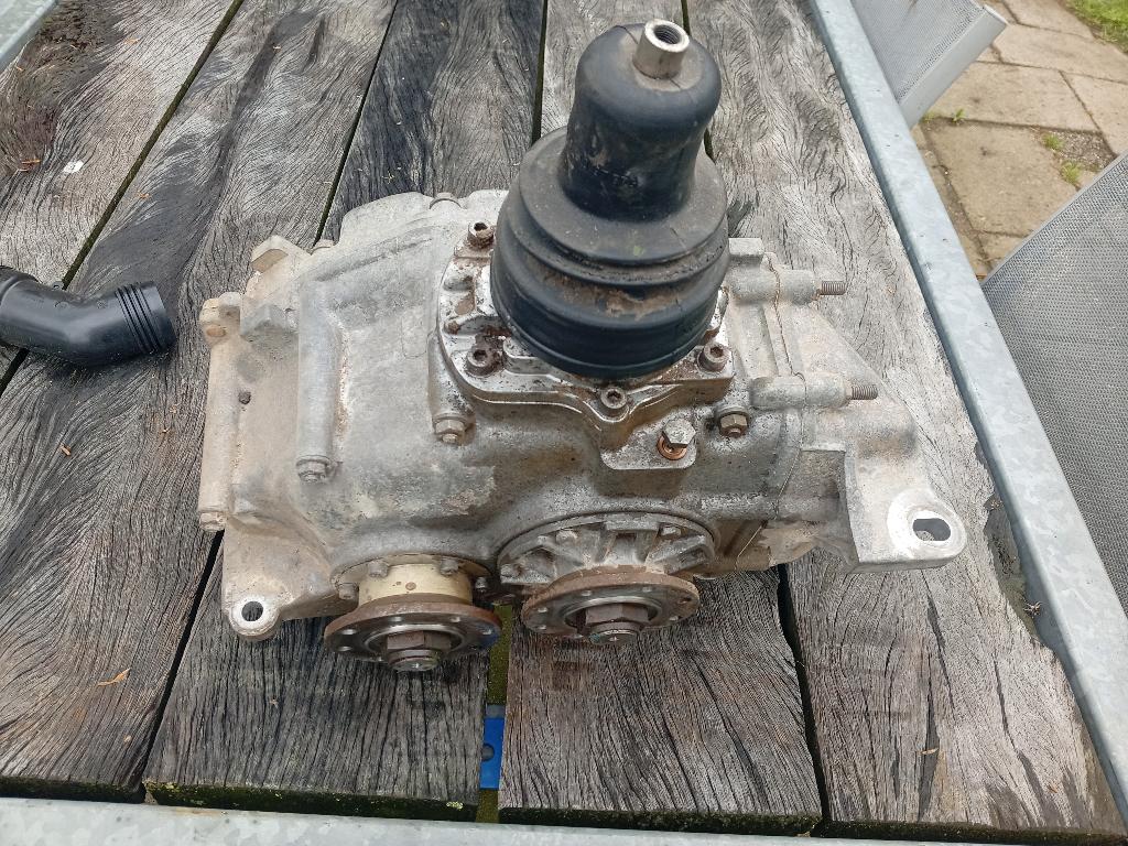 MERCEDES G-klasse W460 of W461 VERDEELBAK 8 gats, Ophalen of Verzenden, Gereviseerd, Mercedes-Benz