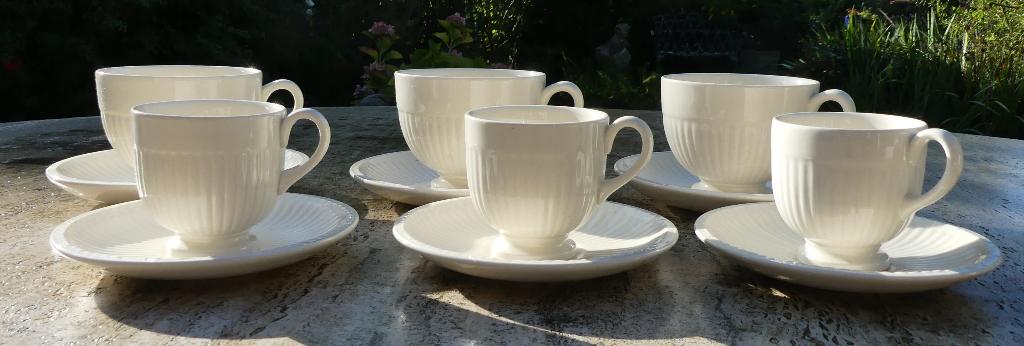 Wedgwood EDME Theepot K + S Schalen Gebak Sauskan, Nieuw, Ophalen of Verzenden, Wedgwood, Porselein