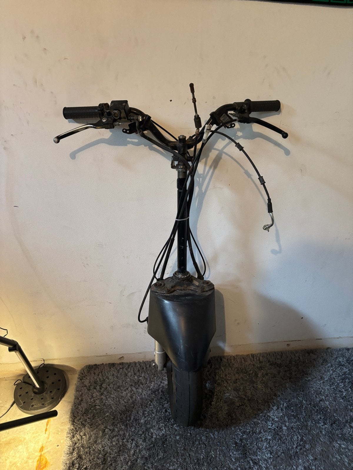 Zip voorvork (plug and play), Fietsen en Brommers, Brommeronderdelen | Scooters, Ophalen of Verzenden, Gebruikt, Overige typen