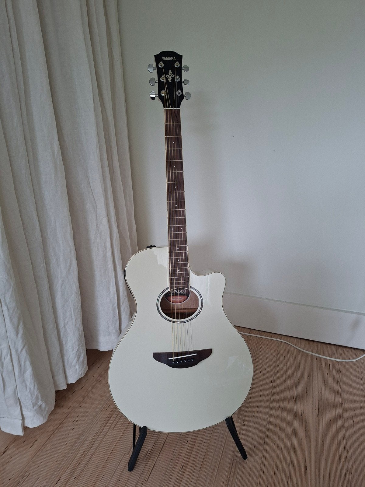 Yahama APX600 vintage white elektrisch-akoestische gitaar, Ophalen of Verzenden, Nieuw, Western- of Steelstringgitaar