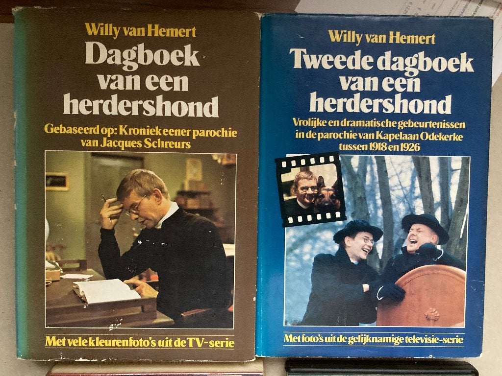 T.K. Dagboek van een Herdershond deel 1 en 2 + DVD, Boeken, Ophalen, Gelezen, Willy van Hemert, Noord-Brabant