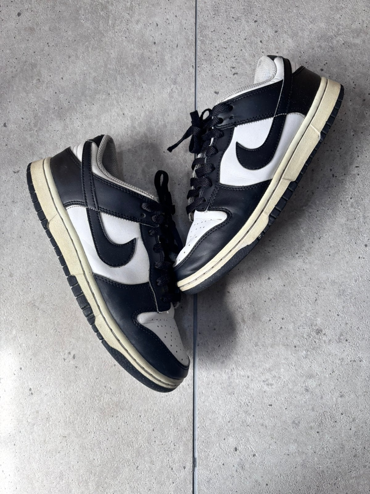 Nike Dunk Low Panda 37.5 INCL Doos, Kleding | Dames, Schoenen, Ophalen of Verzenden, Zo goed als nieuw, Zwart, Sneakers of Gympen