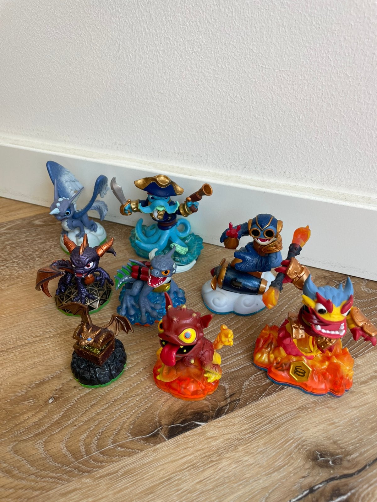 Skylander poppen, 2 spelers, Zo goed als nieuw, Vanaf 7 jaar, Ophalen