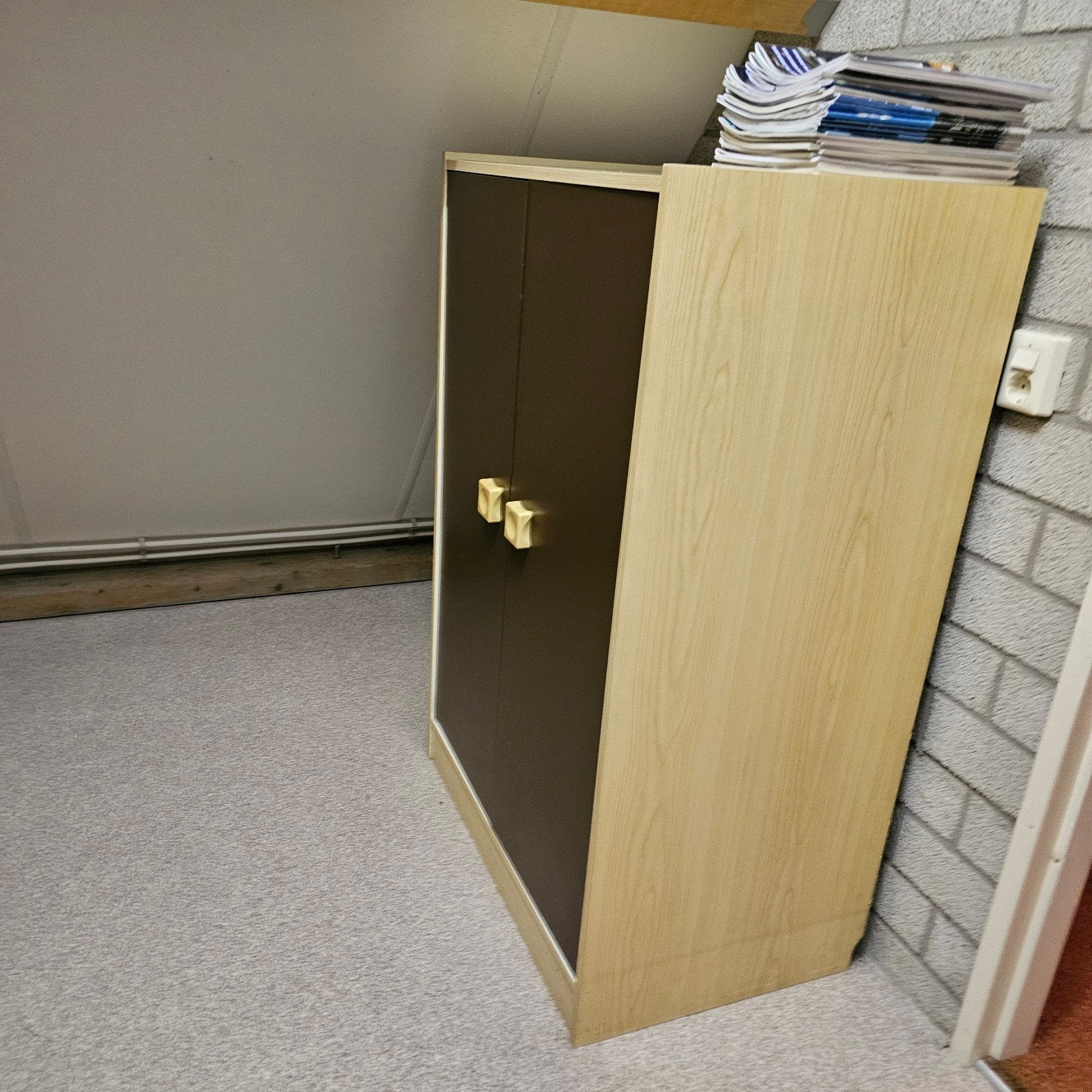 Compacte kledingkast met planken en hangruimte, Ophalen, Met deur(en), Gebruikt, 100 tot 150 cm