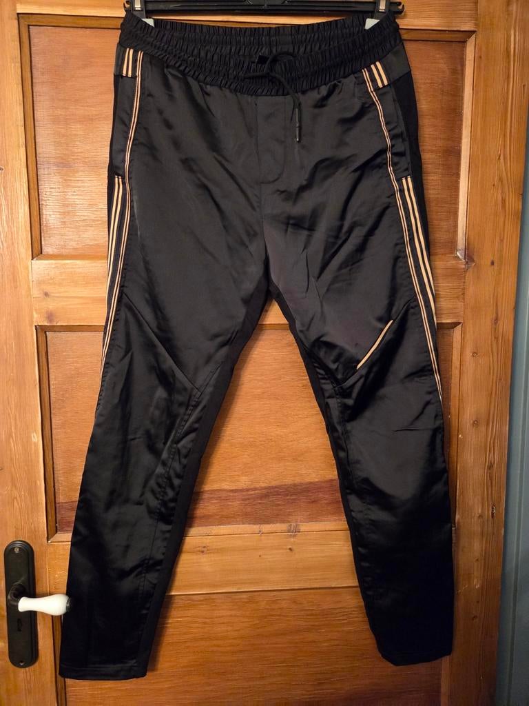 Mooie zwarte broek met bies van Nü Denmark maat L, Kleding | Dames, Maat 38/40 (M), Zwart, Nü Denmark, Ophalen of Verzenden