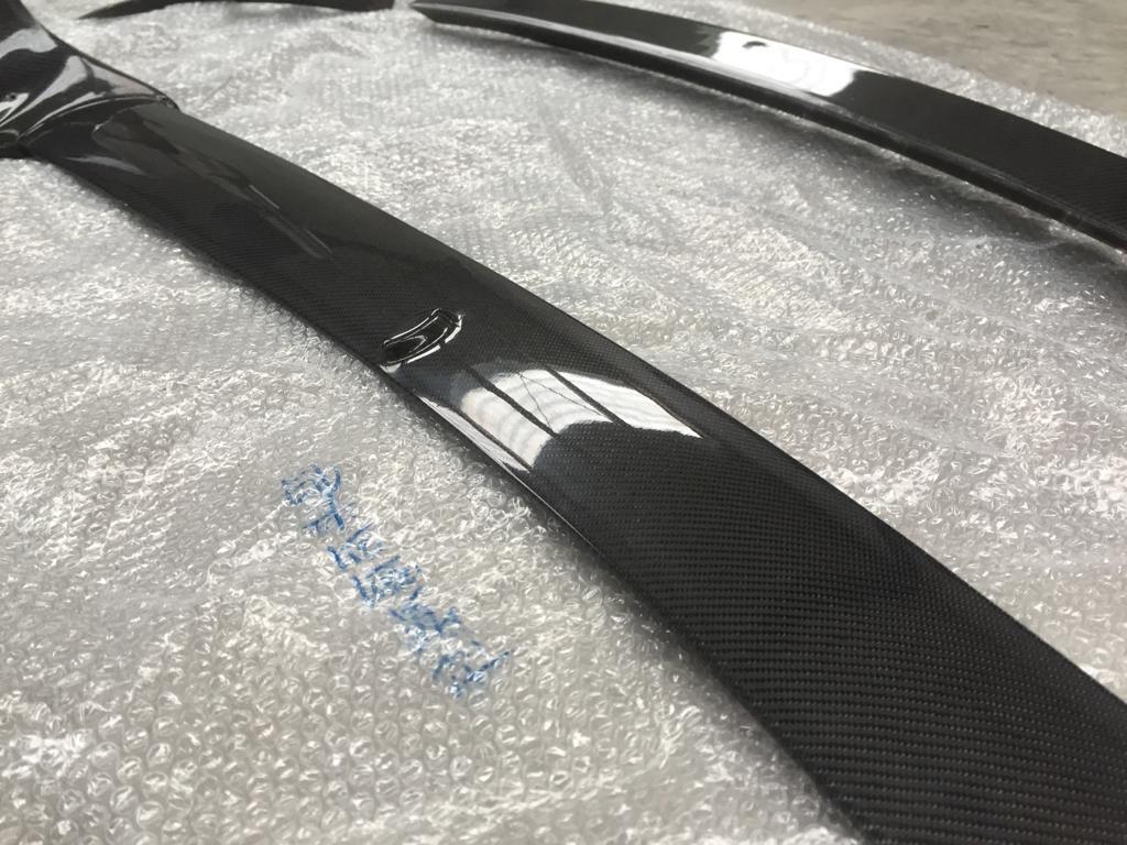 Porsche Macan lightweight carbon kit  Gratis verzonden, Auto diversen, Ophalen of Verzenden, Nieuw