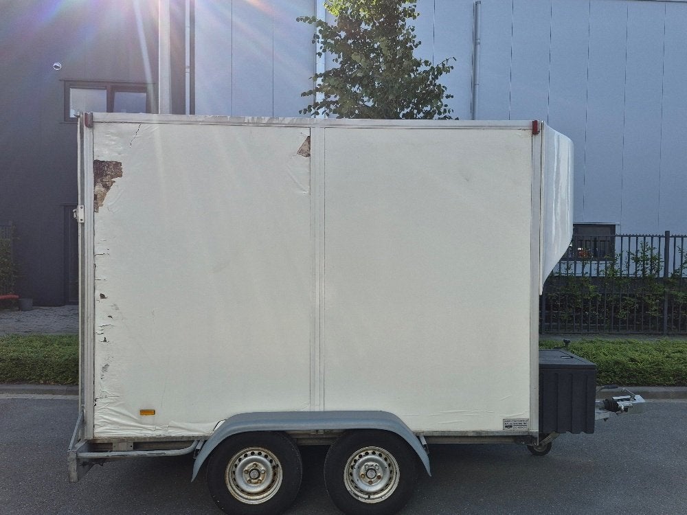 Foto 3 van HAPERT type Sapphire L2 grote hoge gesloten aanhanger