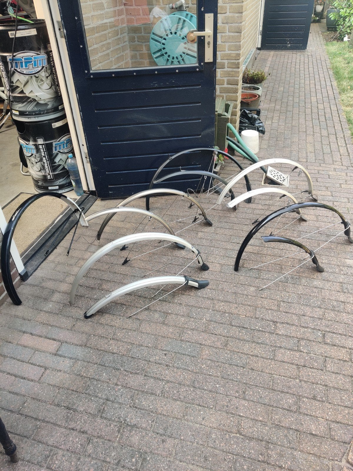 Diverse sets spatborden Gazelle en Sks, Ophalen