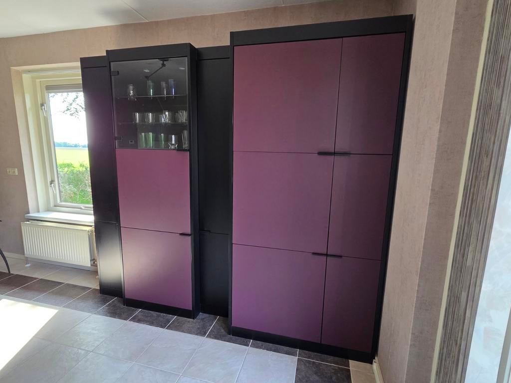 Gratis afhalen: Paarse wandmeubel met verlichting, Ophalen, 200 cm of meer, 200 tot 250 cm, Overige houtsoorten