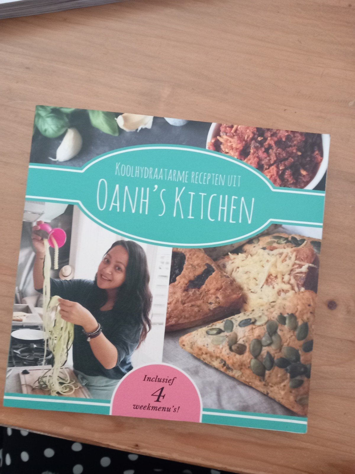 Oanh's Kitchen: Koolhydraatarme Recepten Kookboek, Boeken, Kookboeken, Gelezen, Ophalen of Verzenden, Gezond koken, Overige gebieden