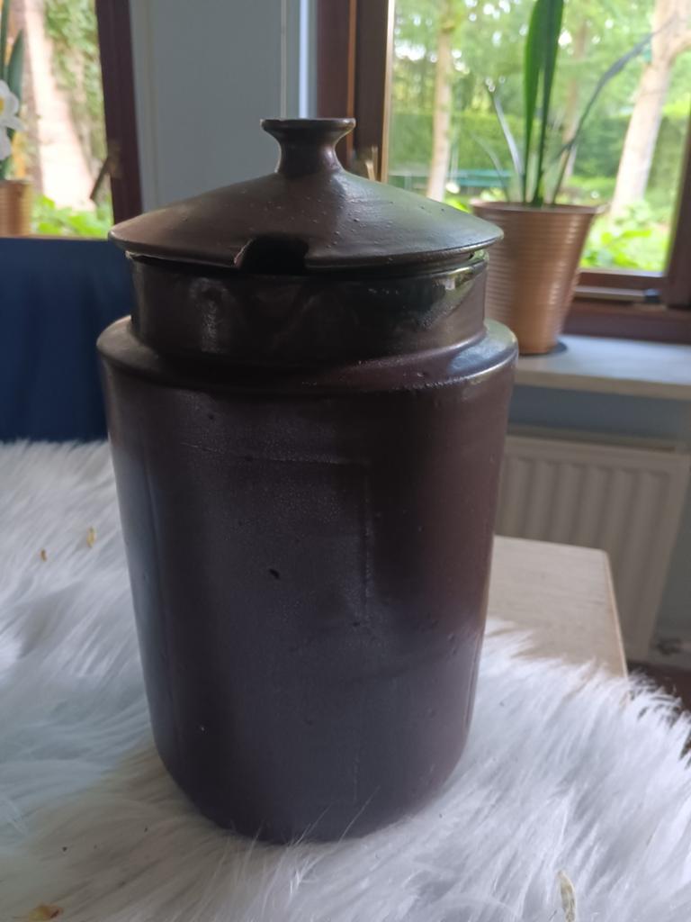 Keramiek pot met deksel van Potters Oisterwijk, Ophalen of Verzenden