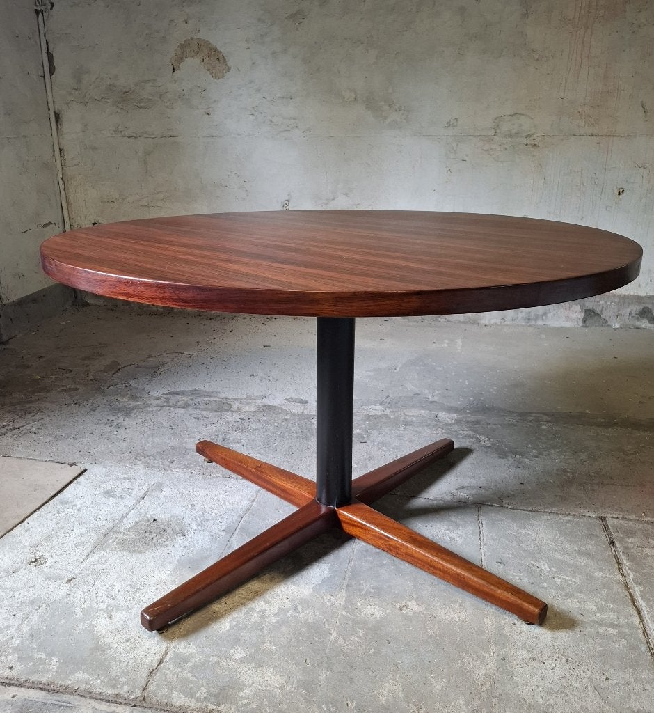 vintage eettafel  palissander  topform design, Ophalen