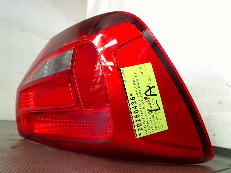 Achterlicht Links Audi Q2 (GAB/GAG) 2017 81A945069B, Gebruikt, Auto-Union-Straße  1, Ingolstadt 85057, , Duitsland, Info@audi.de