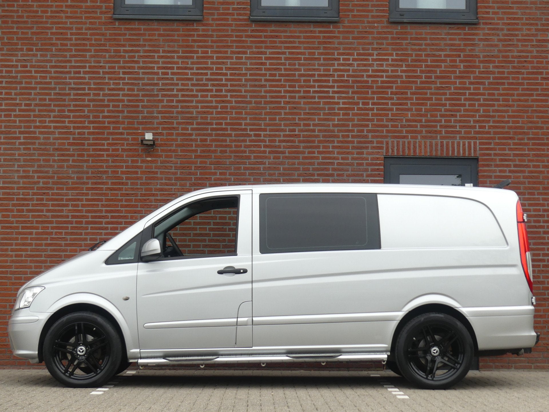 Mercedes-Benz Vito 110 CDI Lang 160PK Dubbel Cabine Camera/T, 13 km/l, Euro 5, Achterwielaandrijving, Gebruikt