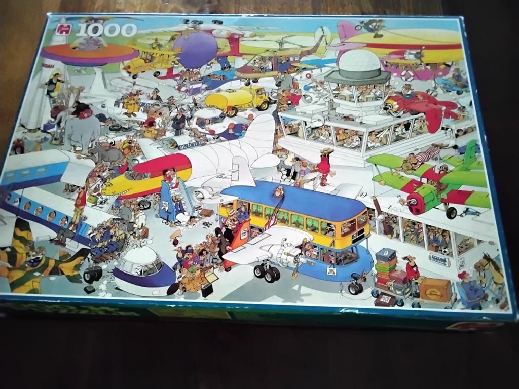 Puzzel van Haasteren  Vliegveld uit  1991, Ophalen, 500 t/m 1500 stukjes, Gebruikt, Legpuzzel