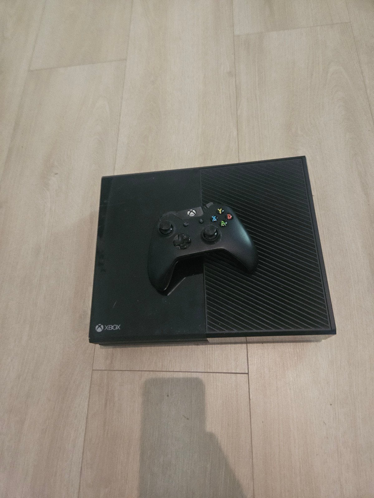 Xbox One met controller en voeding, Ophalen, 500 GB, Xbox One, Zo goed als nieuw