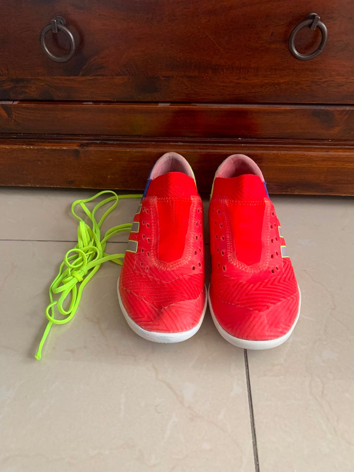 Adidas gymschoenen maat 37, Kinderen en Baby's, Kinderkleding | Schoenen en Sokken, Ophalen of Verzenden, Zo goed als nieuw, Jongen of Meisje