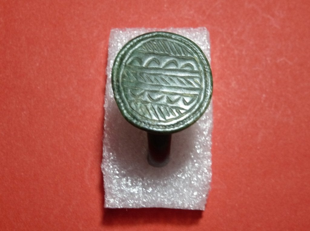 Prachtige Romeins/Middeleeuwse Ring met Gravure bodemvondst!, Ophalen of Verzenden, Overige materialen, Ring