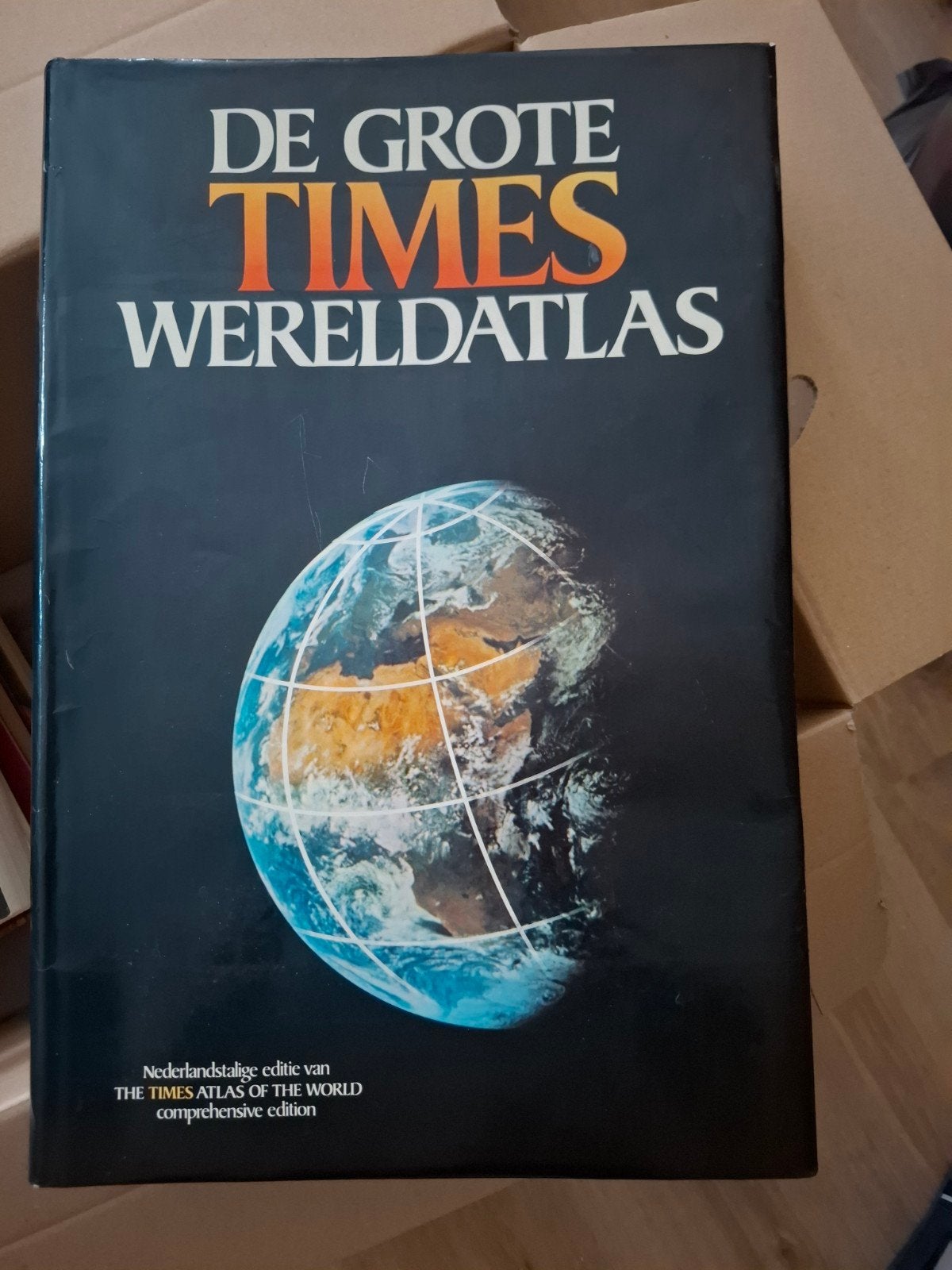 Te koop Times Wereldatlas, Boeken, Overige atlassen, Ophalen of Verzenden, Zo goed als nieuw, 1800 tot 2000