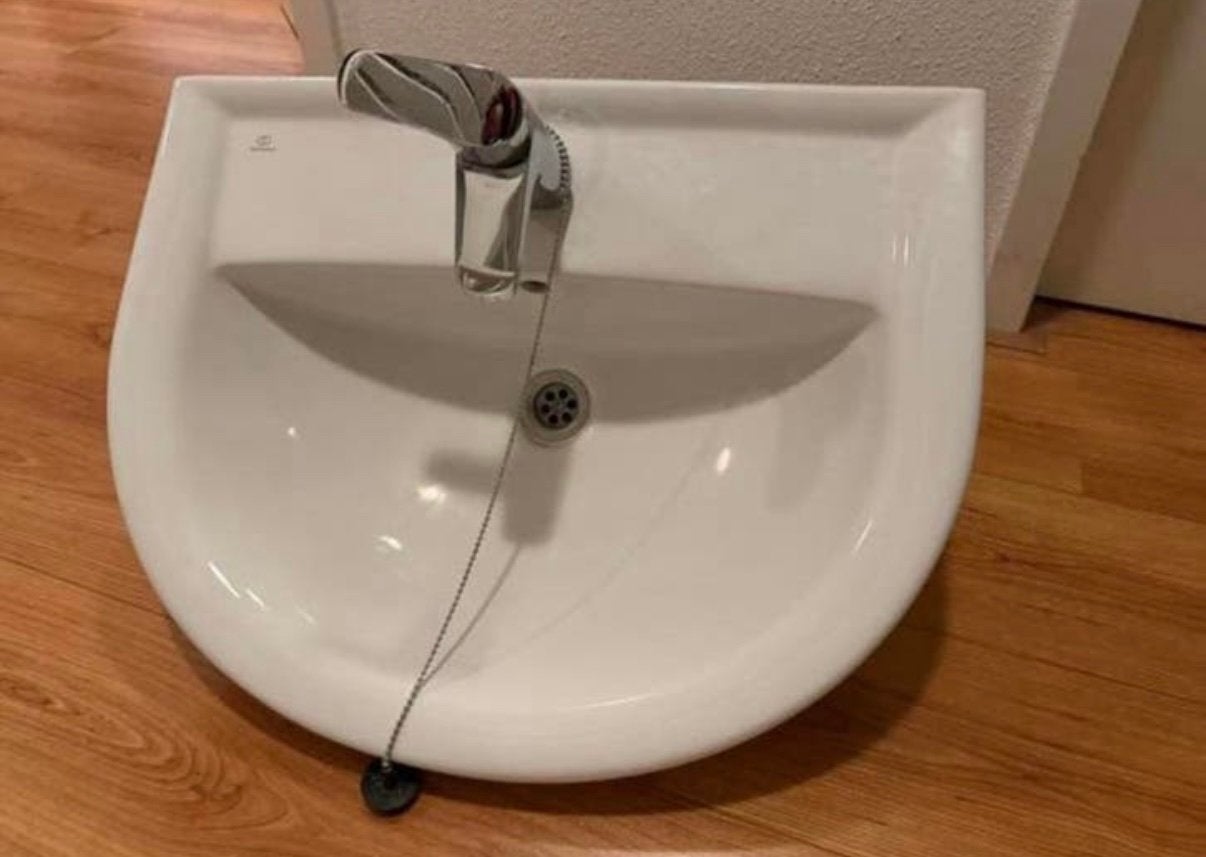 Badkamer wasbak wit, Ophalen, 50 tot 100 cm, Zo goed als nieuw, Minder dan 100 cm
