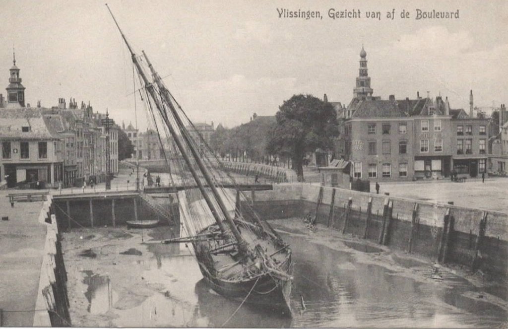 Vlissingen Gezicht van af de Boulevard, Verzenden, Voor 1920, Ongelopen, Zeeland