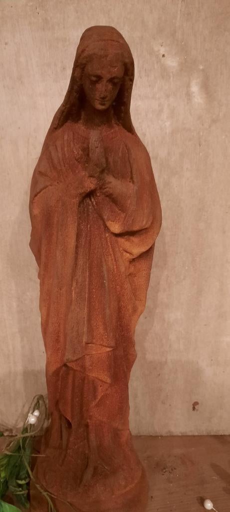 Antiek Mariabeeld - Gietijzeren sculptuur, Antiek en Kunst, Antiek | Religie, Ophalen of Verzenden
