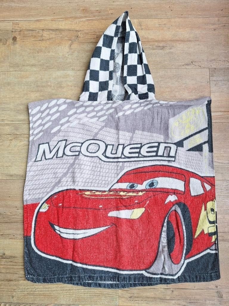 Cars badponcho badstof maat 98-116, Gebruikt, Ophalen of Verzenden, Badponcho, Jongen