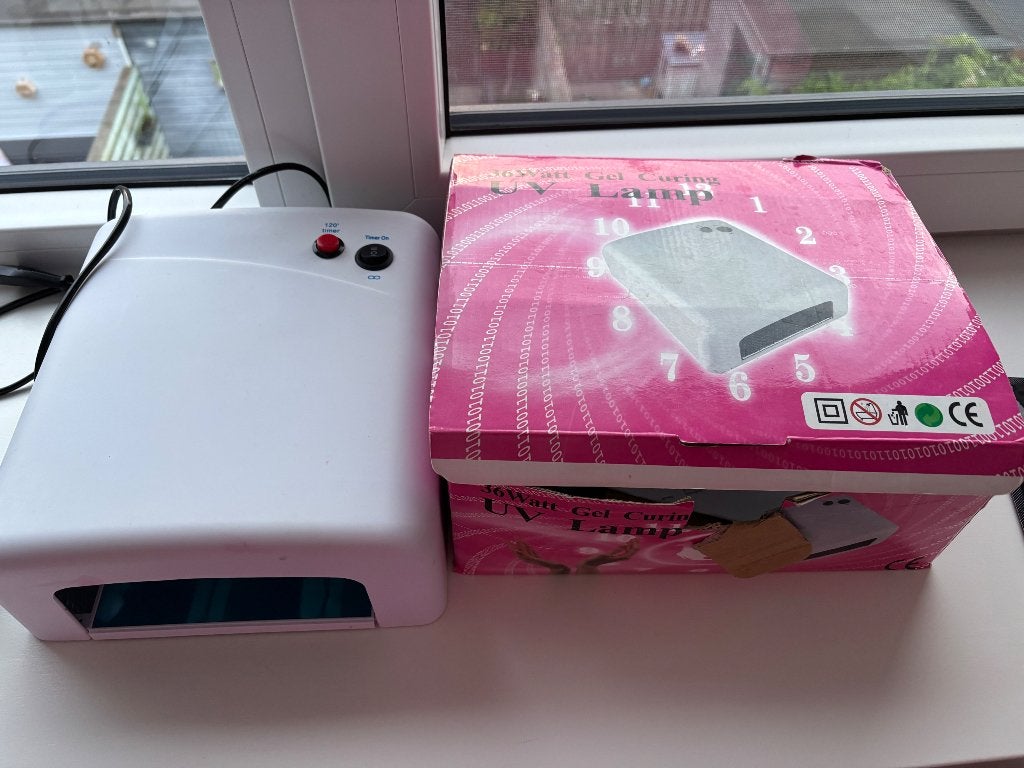 36 Watt UV lamp nagels - met gellaks, Gebruikt, Wit, Ophalen of Verzenden, Handen en Nagels