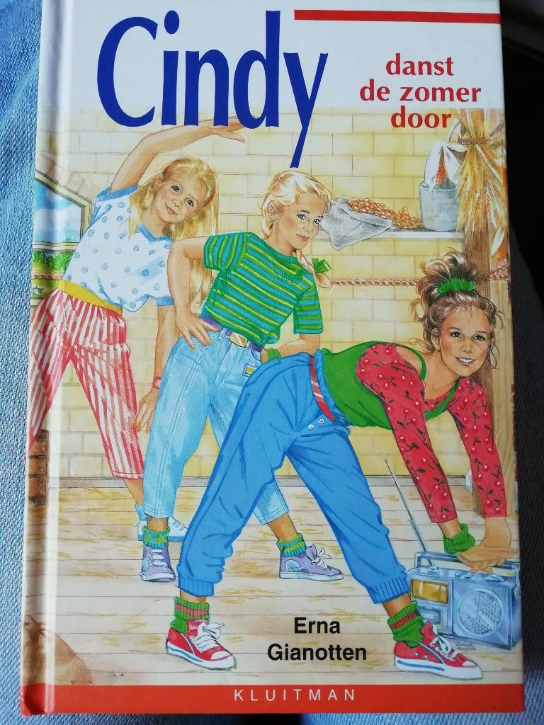 Cindy-serie: Cindy danst de zomer door, Ophalen of Verzenden, Zo goed als nieuw, Erna Gianotten, Fictie