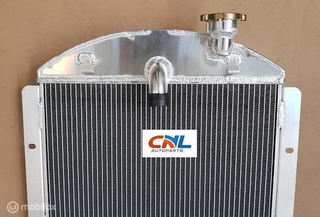 Radiateur Chevy Pickup Trucks 1941-1946 42 43 44  radiator, Nieuw, Ophalen of Verzenden