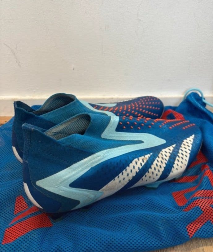 Adidas Predator voetbalschoenen - Maat 40, Ophalen, Gebruikt, Schoenen
