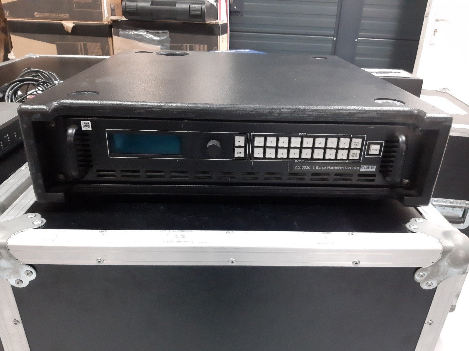 Barco MatrixPro 8x8 DVI Video Switcher, Ophalen, Gebruikt, Video